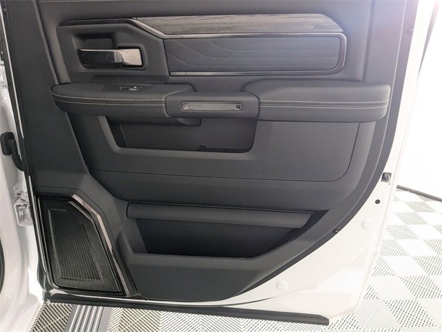 Used 2025 RAM 3500 Limited image 34