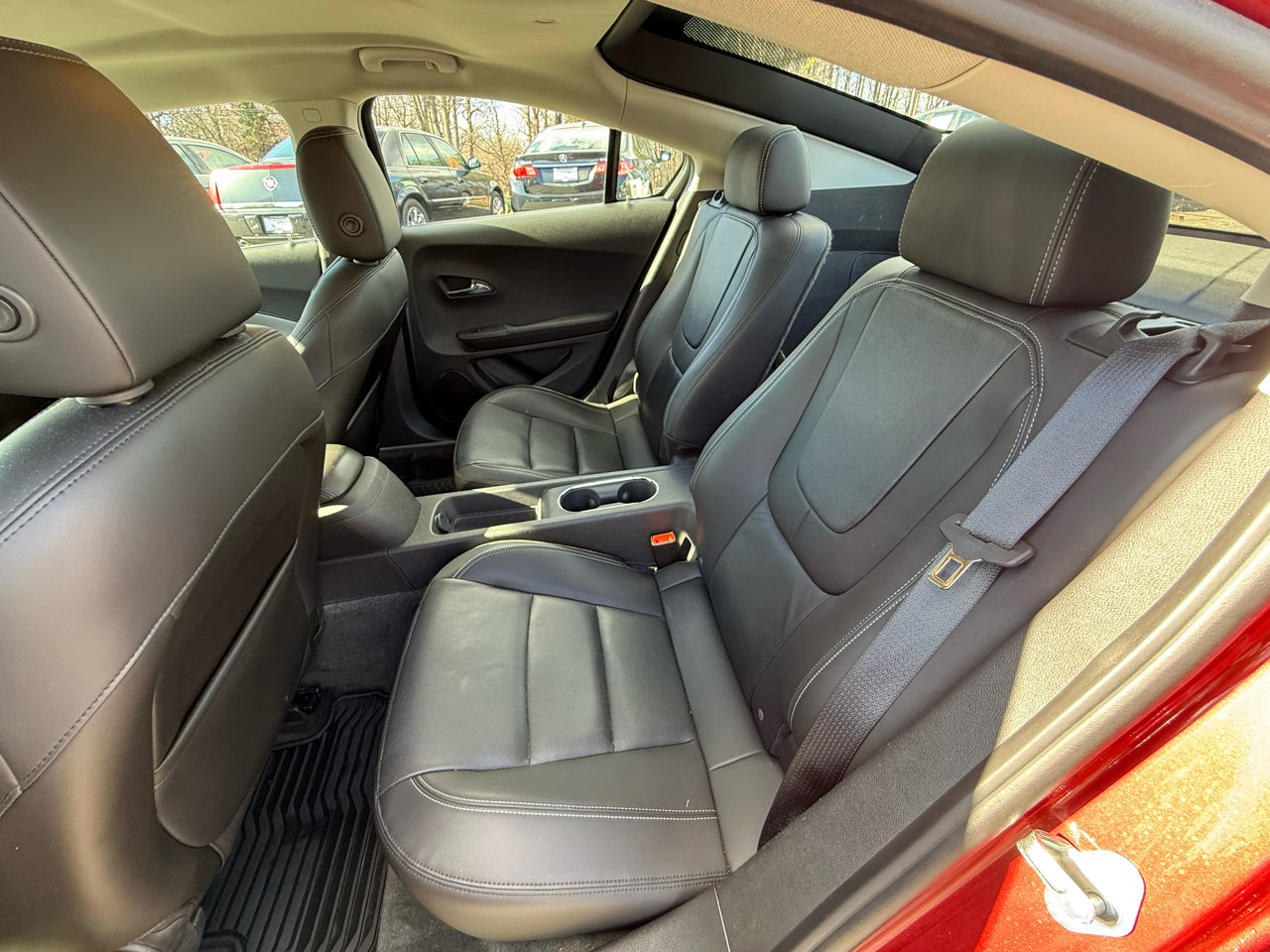 Used 2012 Chevrolet Volt Premium w/ Premium Trim Package image 25