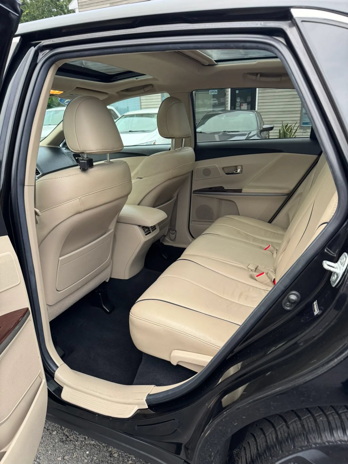 Used 2013 Toyota Venza XLE w/ XLE Premium Pkg AWD/4WD image 24