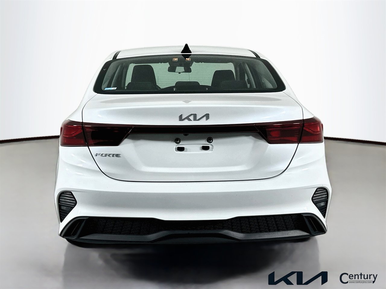Certified 2023 Kia Forte LXS w/ LXS Technology Package FWD image 6