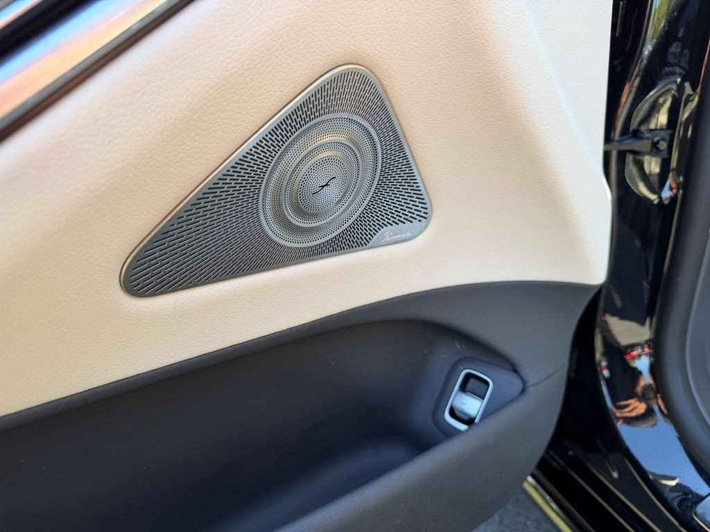 Used 2023 Mercedes-Benz S 580 4MATIC Sedan image 11