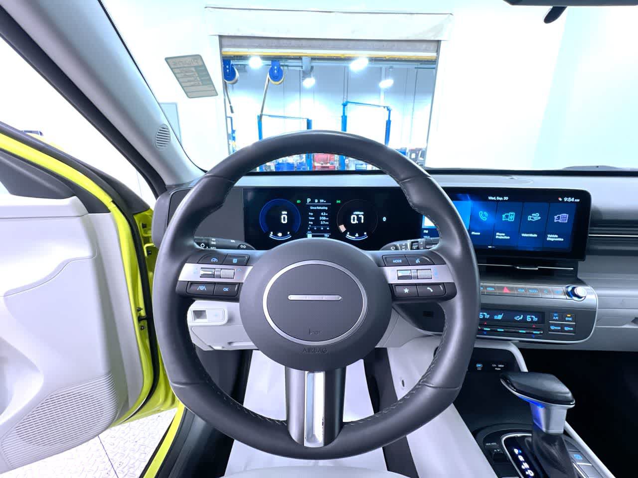 Used 2024 Hyundai Kona SEL FWD image 15