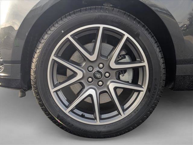 Used 2025 Land Rover Range Rover Velar Dynamic SE image 22