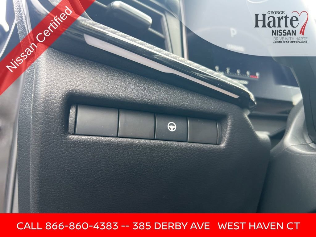 Certified 2025 Nissan Kicks SR image 36