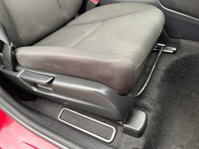 Used 2016 Honda HR-V EX image 36