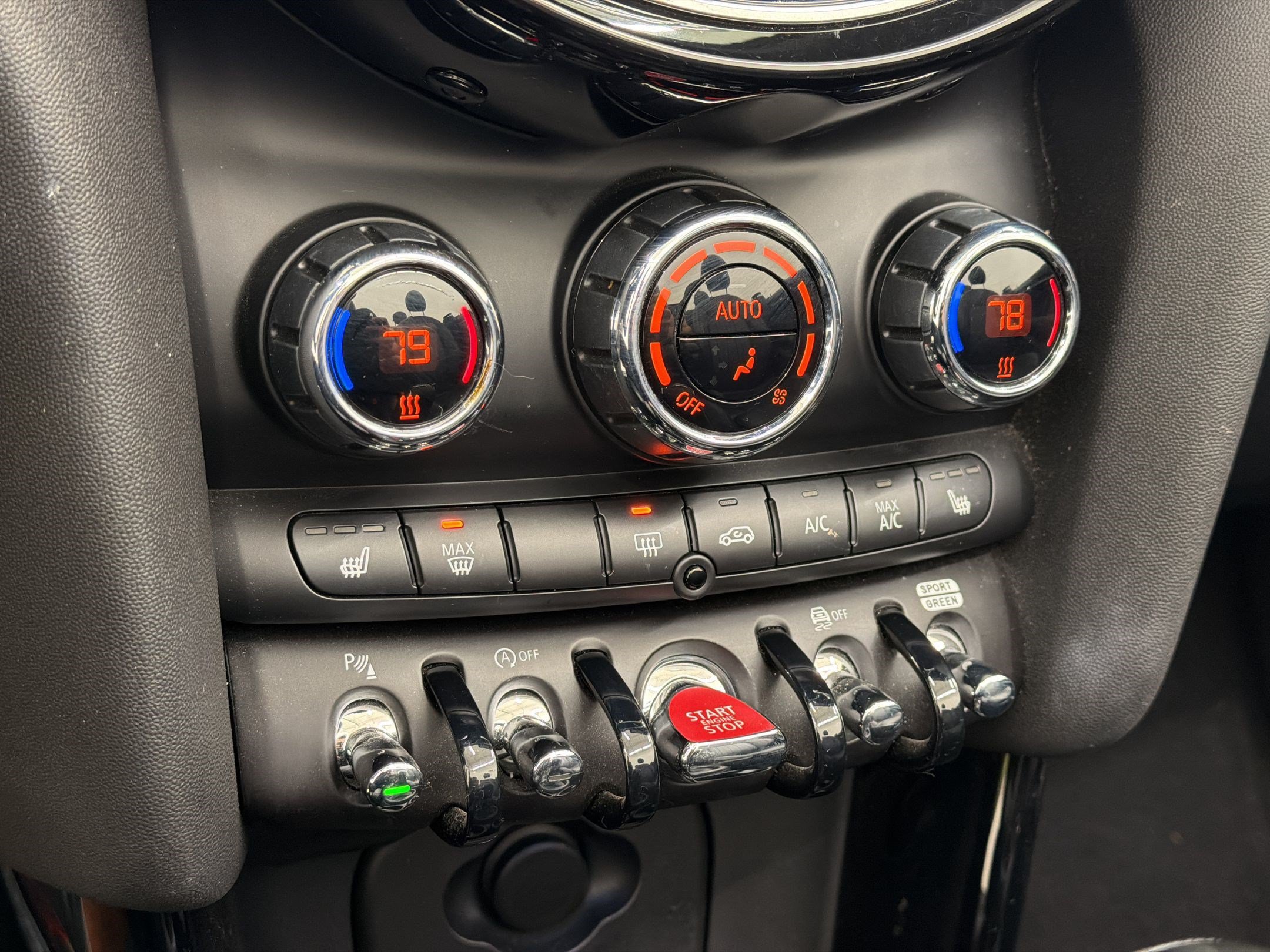 Used 2023 MINI Cooper S FWD image 14