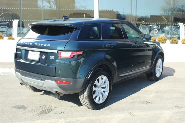 Used 2017 Land Rover Range Rover Evoque SE image 2