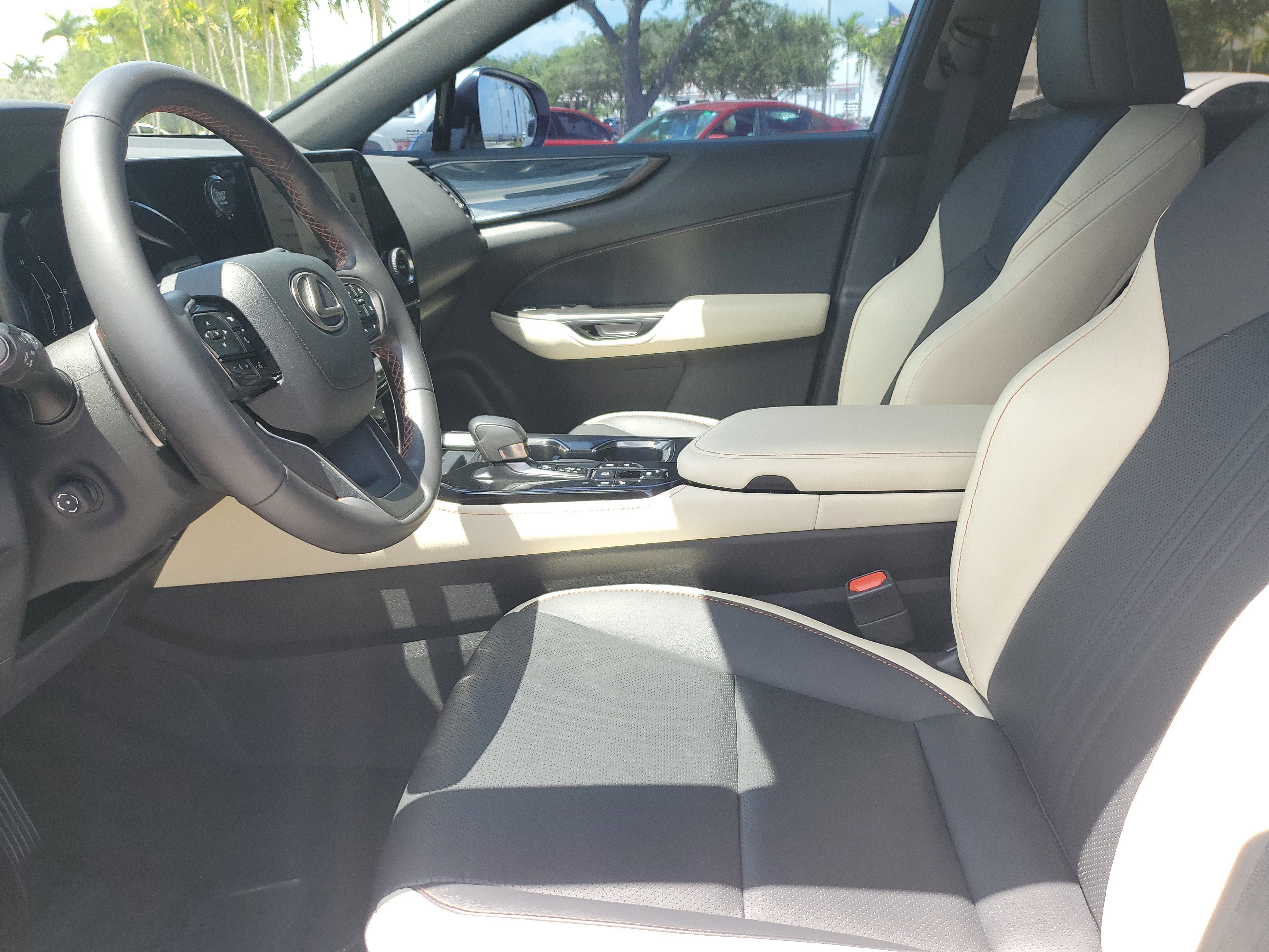 Used 2023 Lexus NX 350 AWD image 17