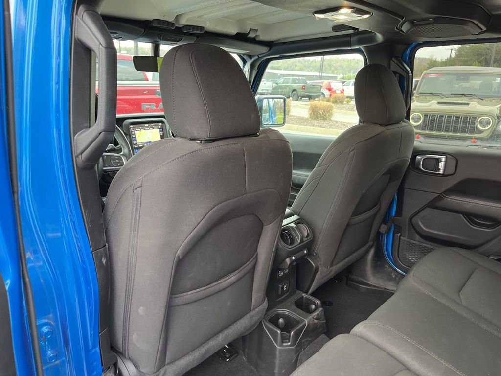 Used 2023 Jeep Wrangler Sahara w/ Cold Weather Group image 7