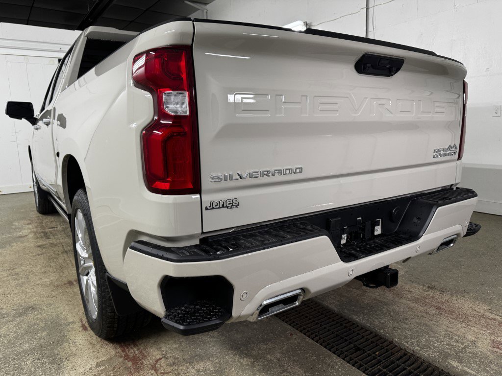 New 2026 Chevrolet Silverado 1500 High Country image 7