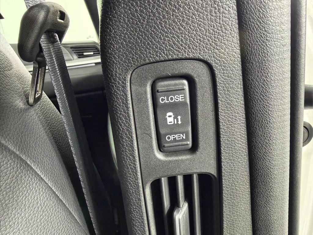 Used 2025 Honda Odyssey Sport-L image 30