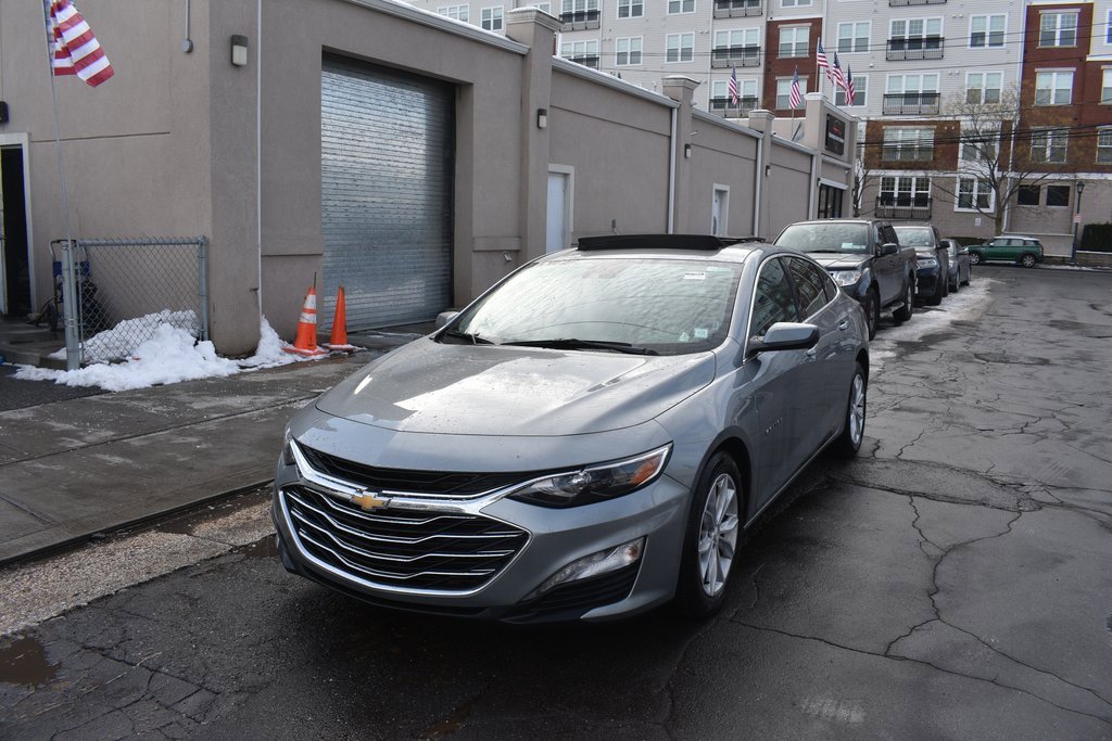 Used 2024 Chevrolet Malibu LT image 3