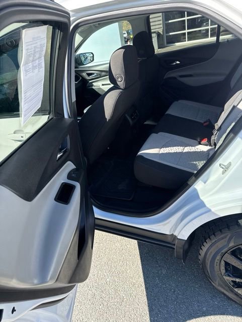 Used 2023 Chevrolet Equinox LS w/ LS Convenience Package AWD/4WD image 20