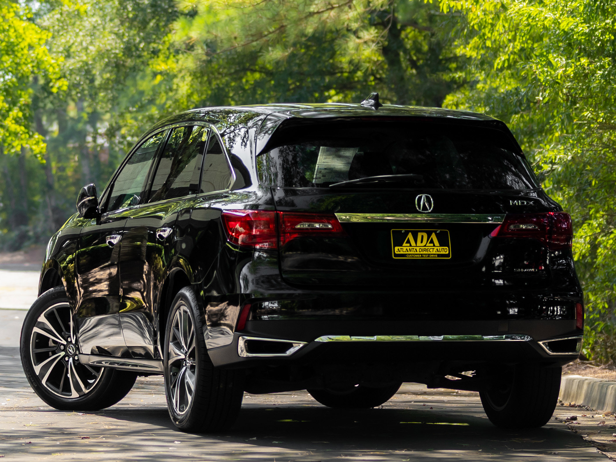 Used 2020 Acura MDX SH-AWD w/ Technology Package image 3