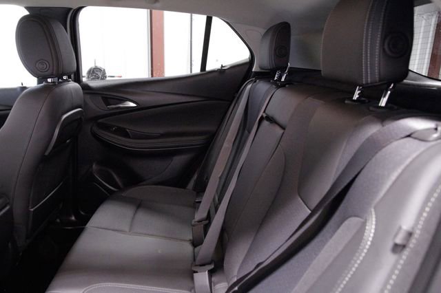 Used 2023 Buick Encore GX Select w/ Safety Package II image 17