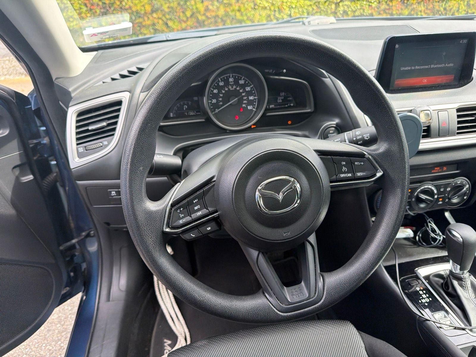 Used 2018 MAZDA MAZDA3 Sport FWD image 10