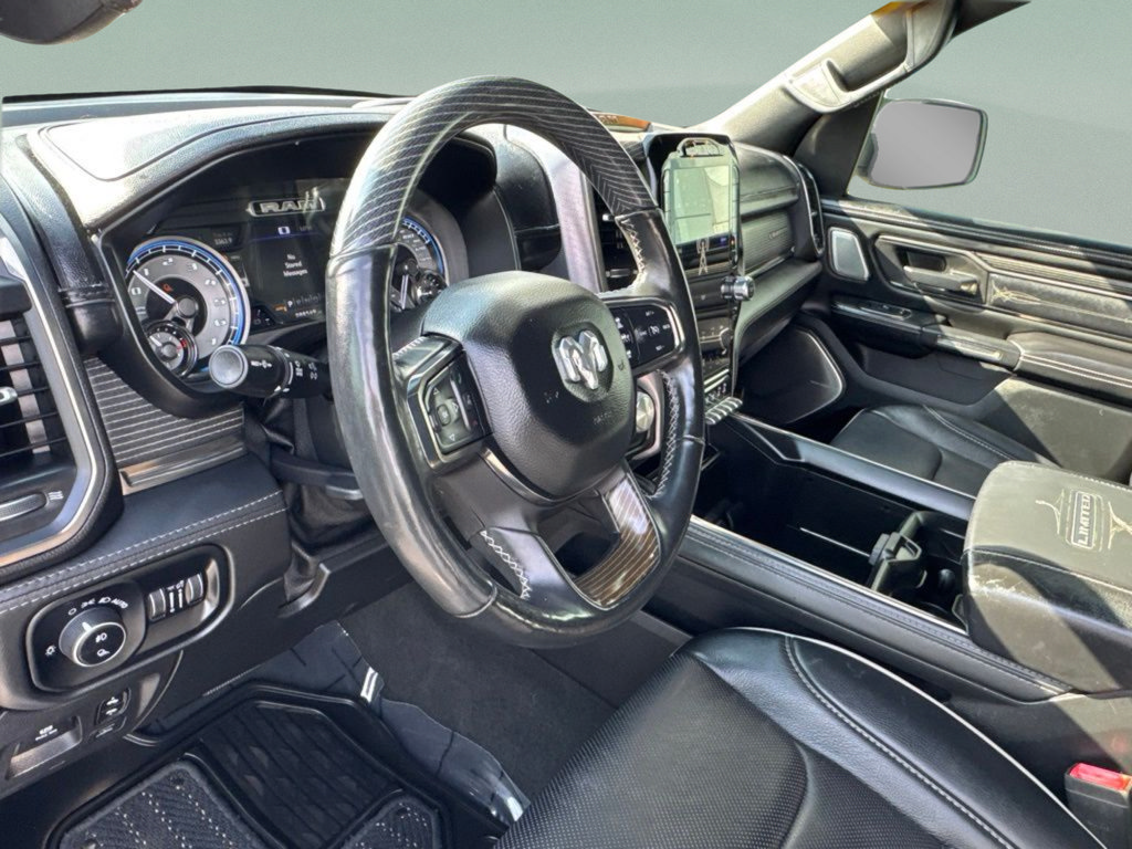 Used 2020 RAM 1500 Limited w/ Black Appearance Package AWD/4WD image 22
