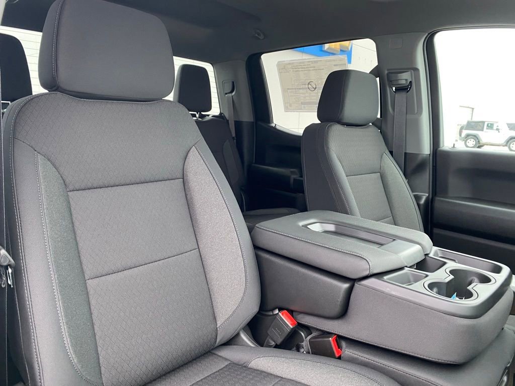 New 2026 Chevrolet Silverado 1500 Custom w/ Turbomax Blackout Package image 18