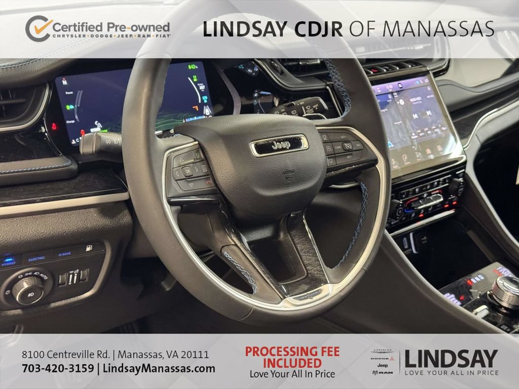 Used 2024 Jeep Grand Cherokee Trailhawk w/ Advanced Protech Group II AWD/4WD image 11