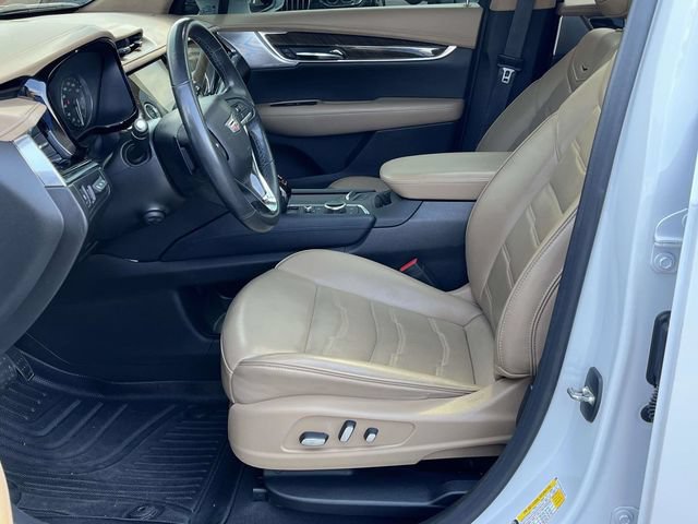 Used 2020 Cadillac XT6 FWD image 13