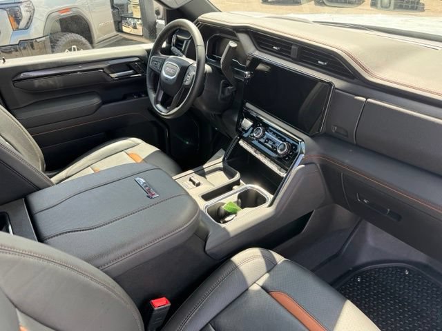 Certified 2025 GMC Sierra 3500 AT4 w/ Technology Package AWD/4WD image 24