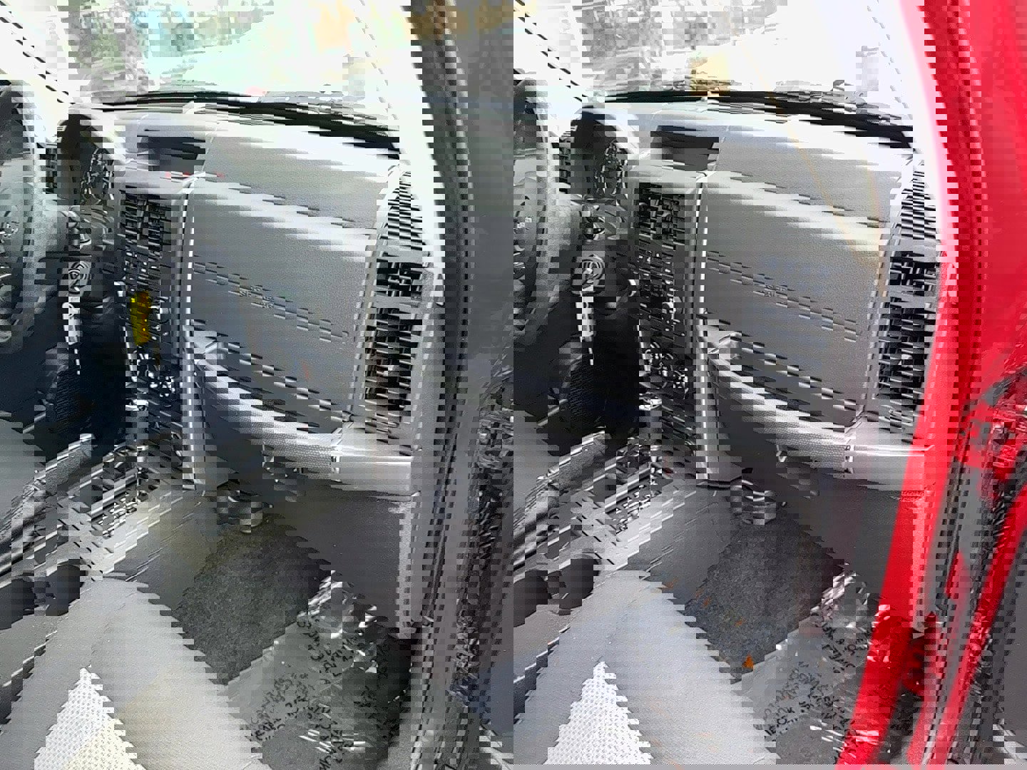 Used 2010 Jeep Liberty Sport image 16