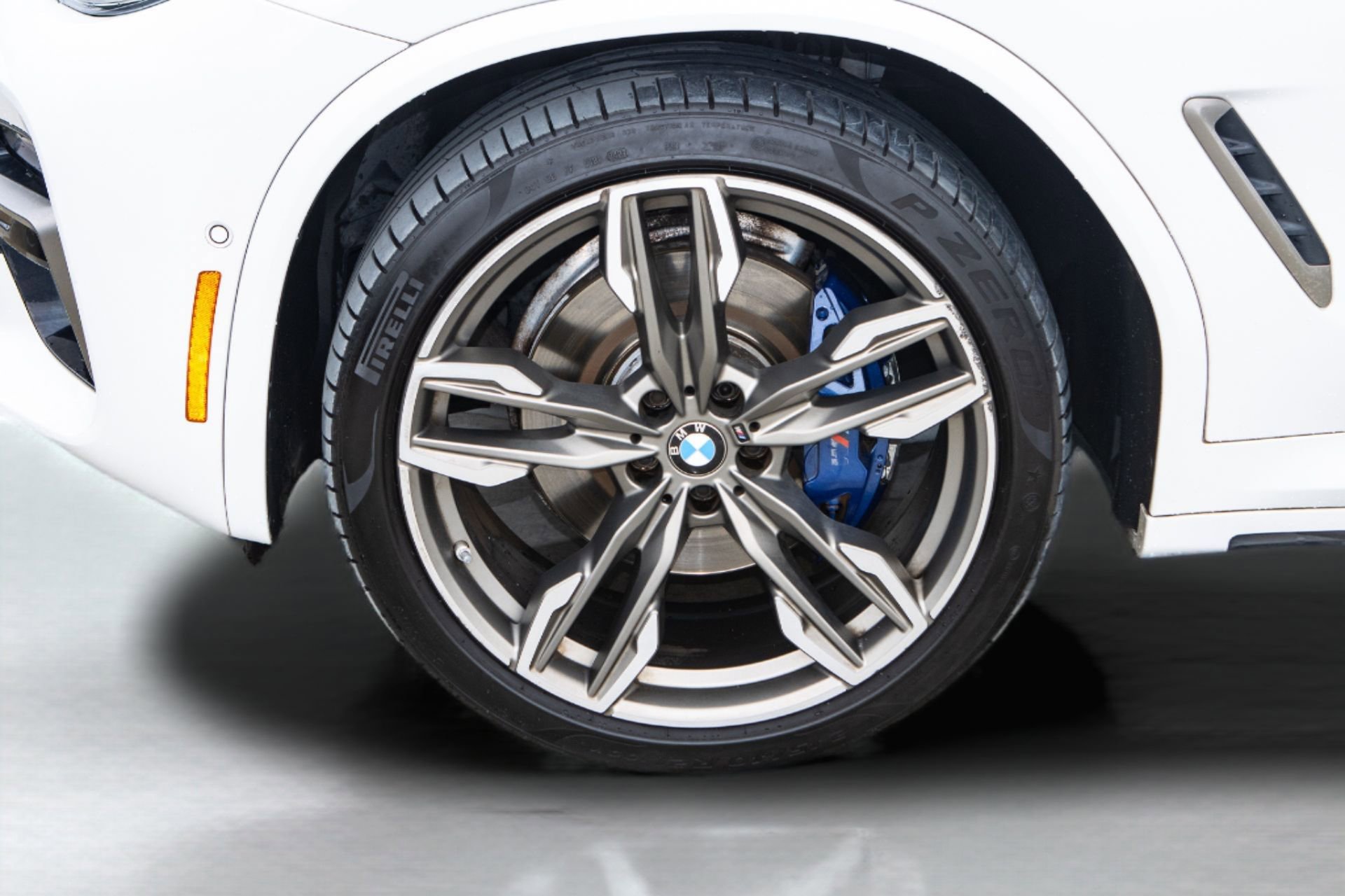 Used 2020 BMW X4 M40i w/ Premium Package image 34