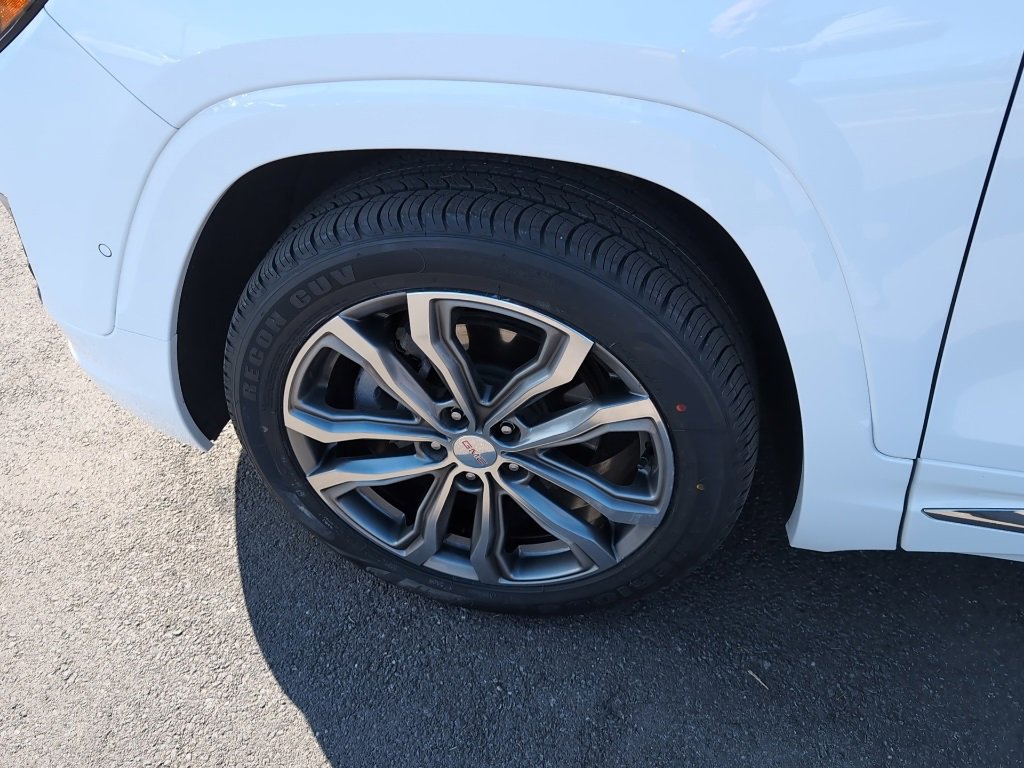 Used 2020 GMC Terrain Denali w/ Denali Premium Package image 13