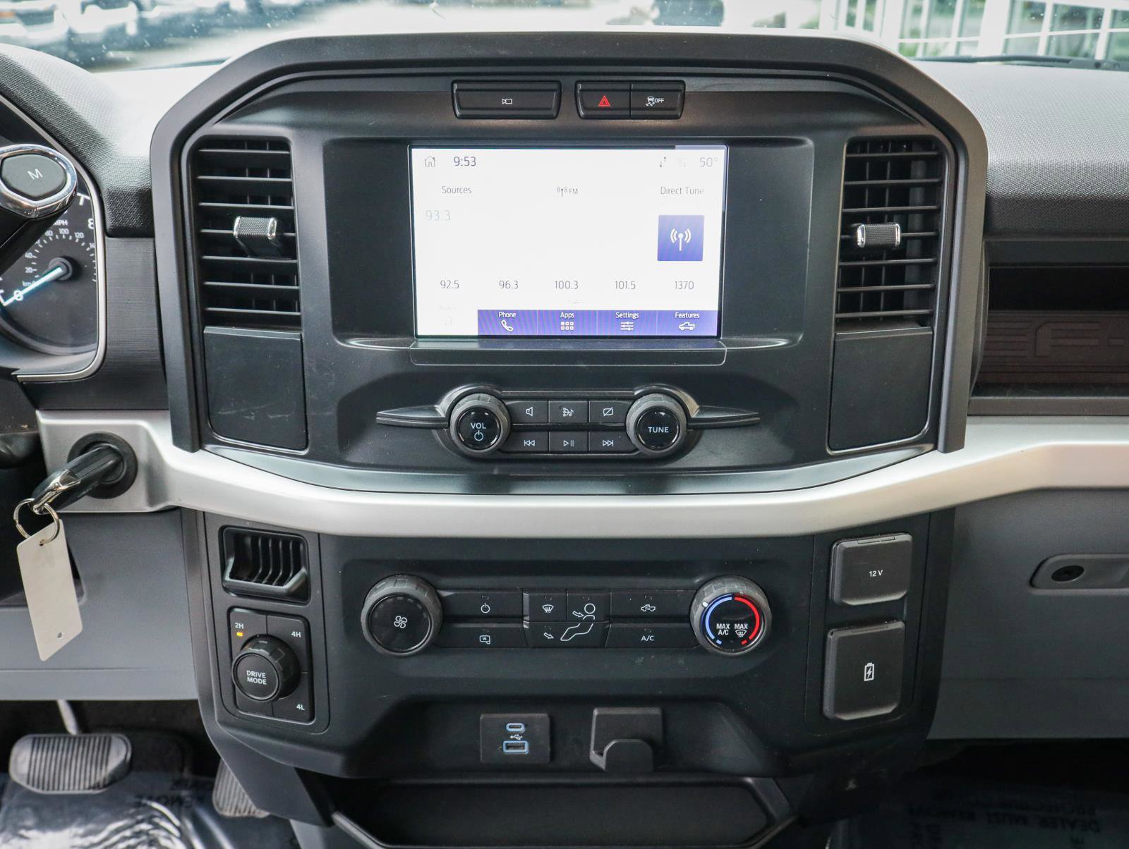 Used 2022 Ford F150 XL w/ Equipment Group 101A High AWD/4WD image 18