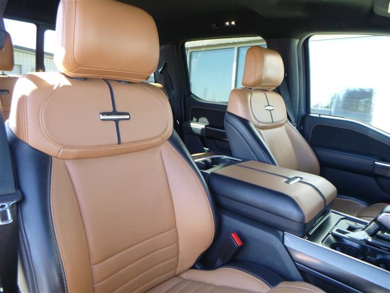 Used 2023 Ford F150 Platinum image 12