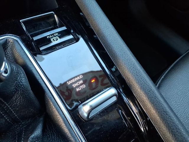 Used 2024 Jeep Compass Limited image 24