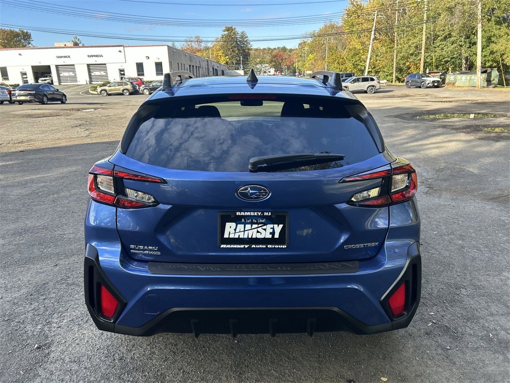Used 2025 Subaru Crosstrek 2.0i Premium image 25