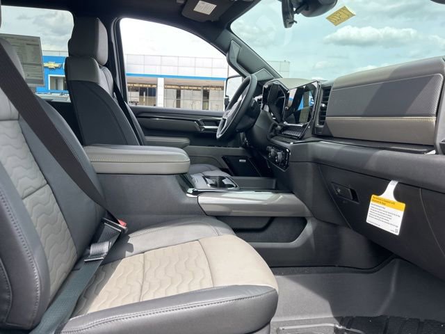 New 2026 Chevrolet Silverado 2500 ZR2 w/ LPO, Dark Essentials Package AWD/4WD image 33