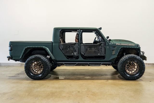 Used 2025 Jeep Gladiator Rubicon w/ Safety Group AWD/4WD image 37