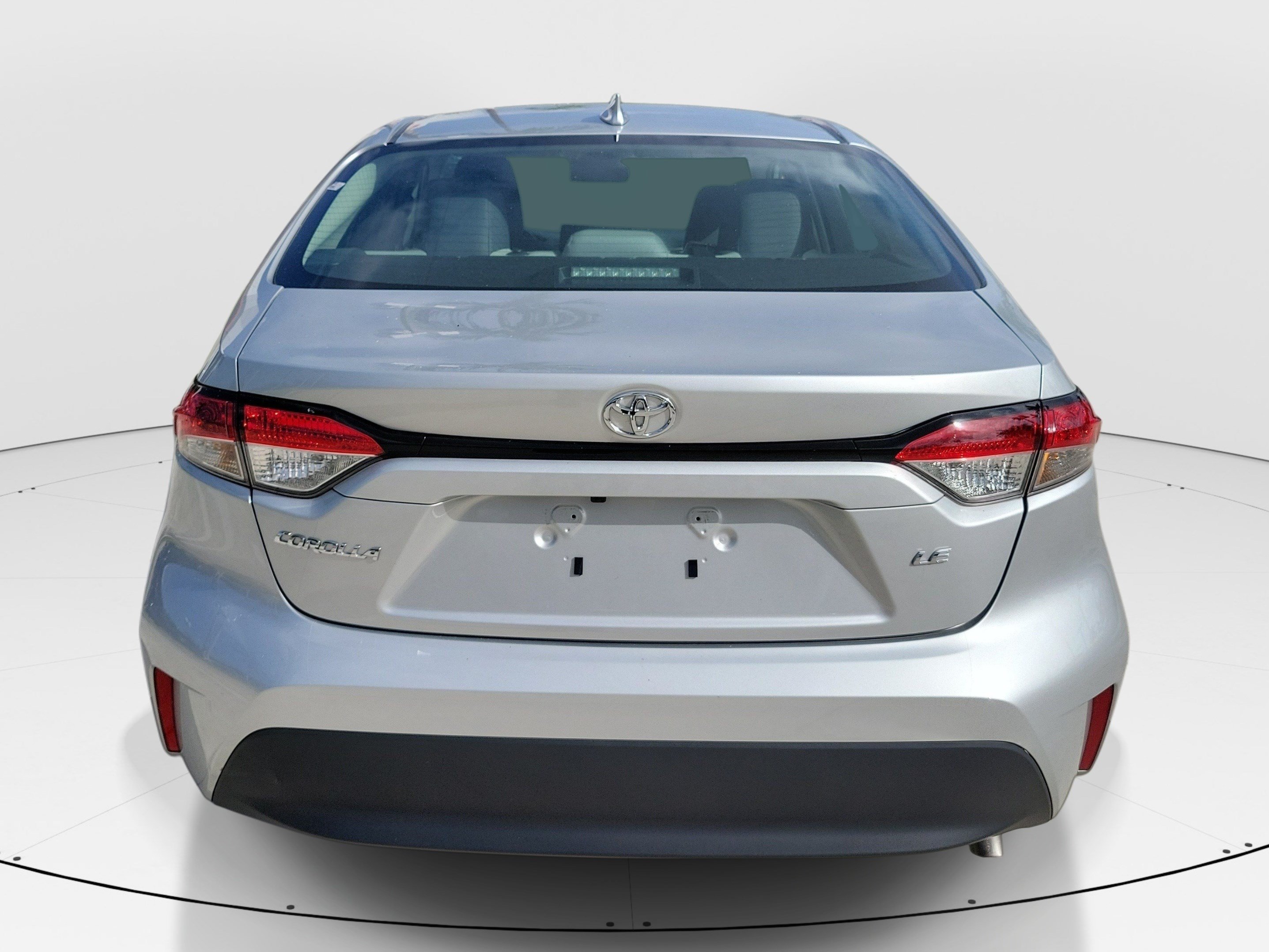 Used 2026 Toyota Corolla LE FWD image 6