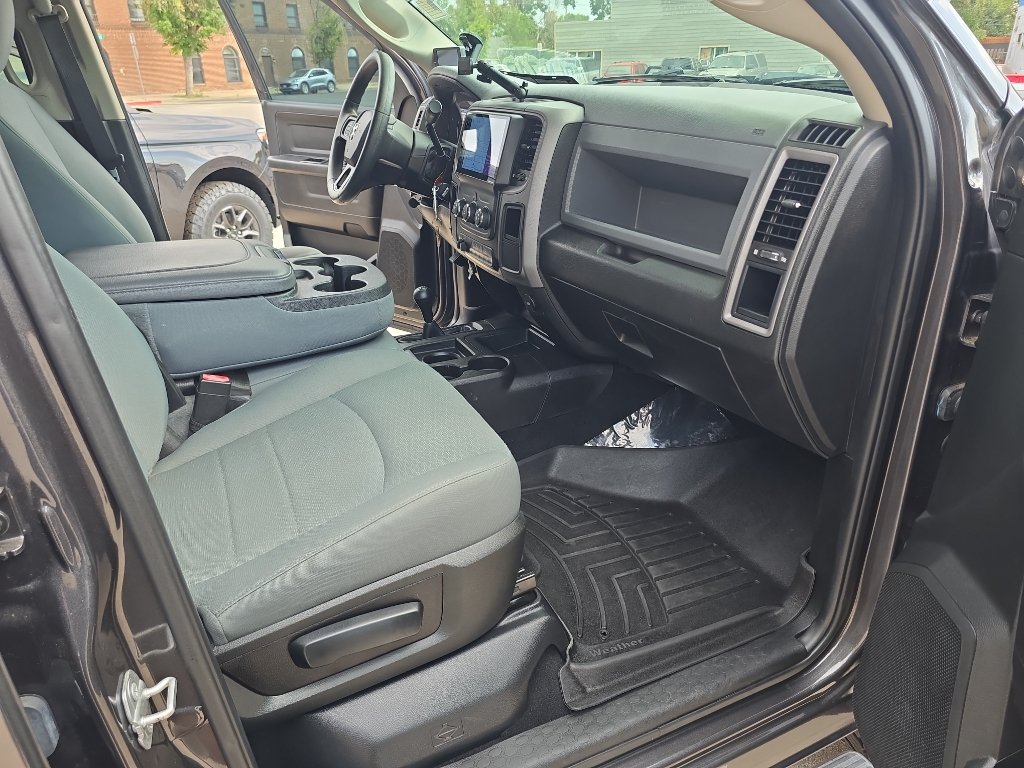 Used 2018 RAM 2500 Tradesman w/ Chrome Appearance Group AWD/4WD image 35