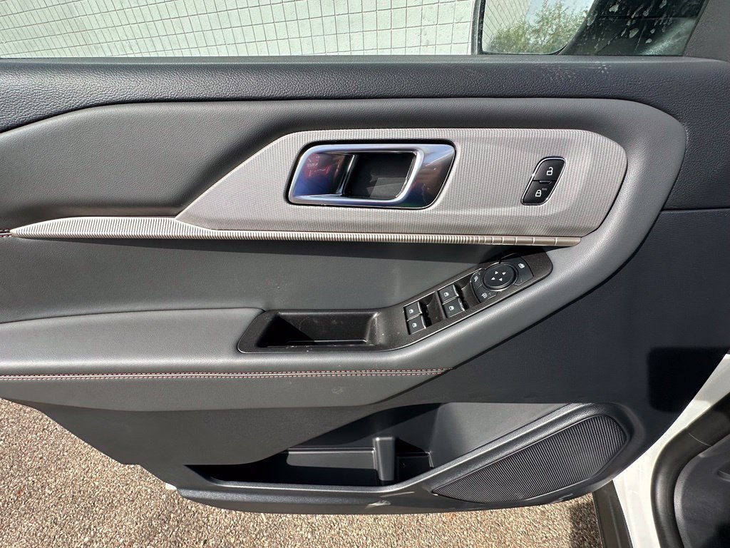 New 2026 Ford Explorer Active AWD/4WD image 19