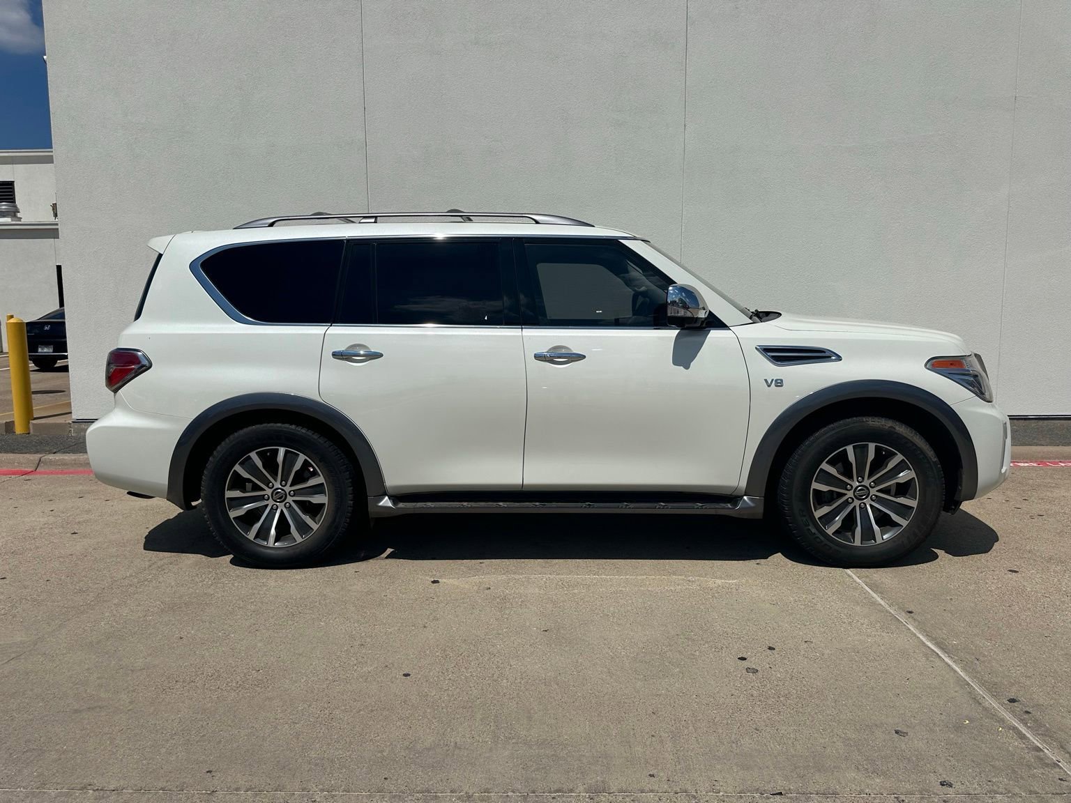 Used 2020 Nissan Armada SL w/ Premium Package RWD image 8