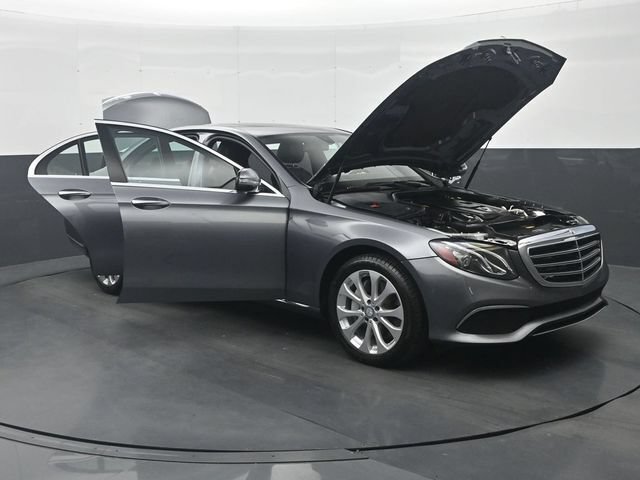 Used 2017 Mercedes-Benz E 300 4MATIC w/ Premium 1 Package image 35