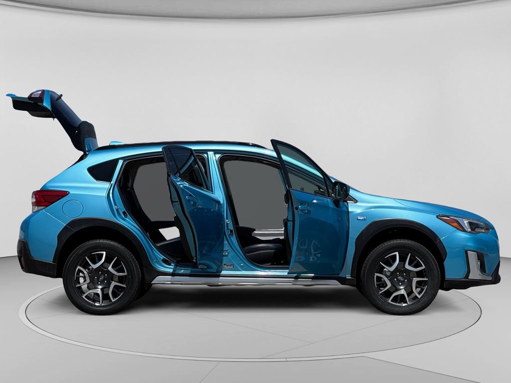 Used 2019 Subaru Crosstrek Hybrid w/ Moonroof Package w/Navigation AWD/4WD image 31