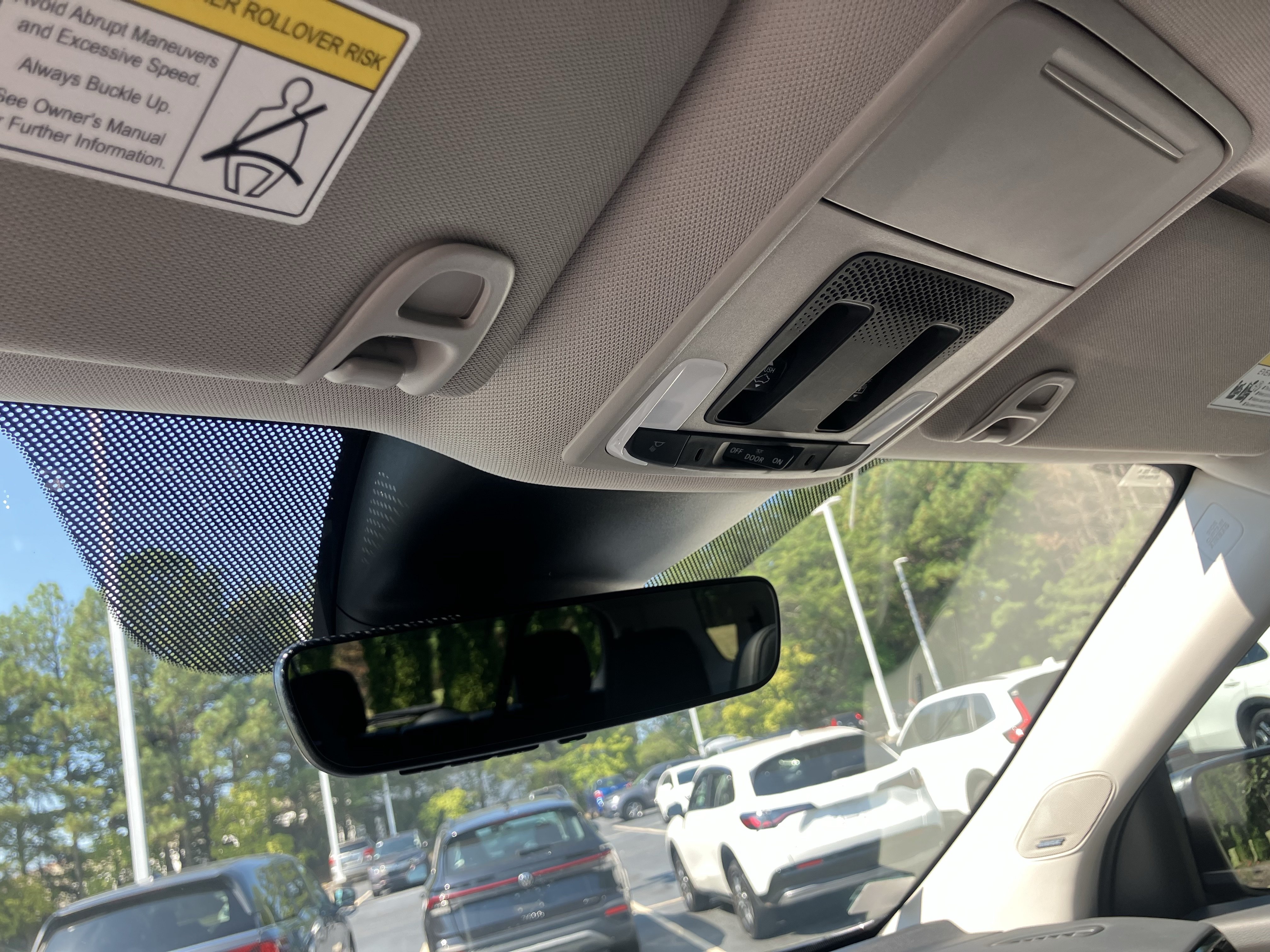 Certified 2025 Honda Pilot Touring image 30