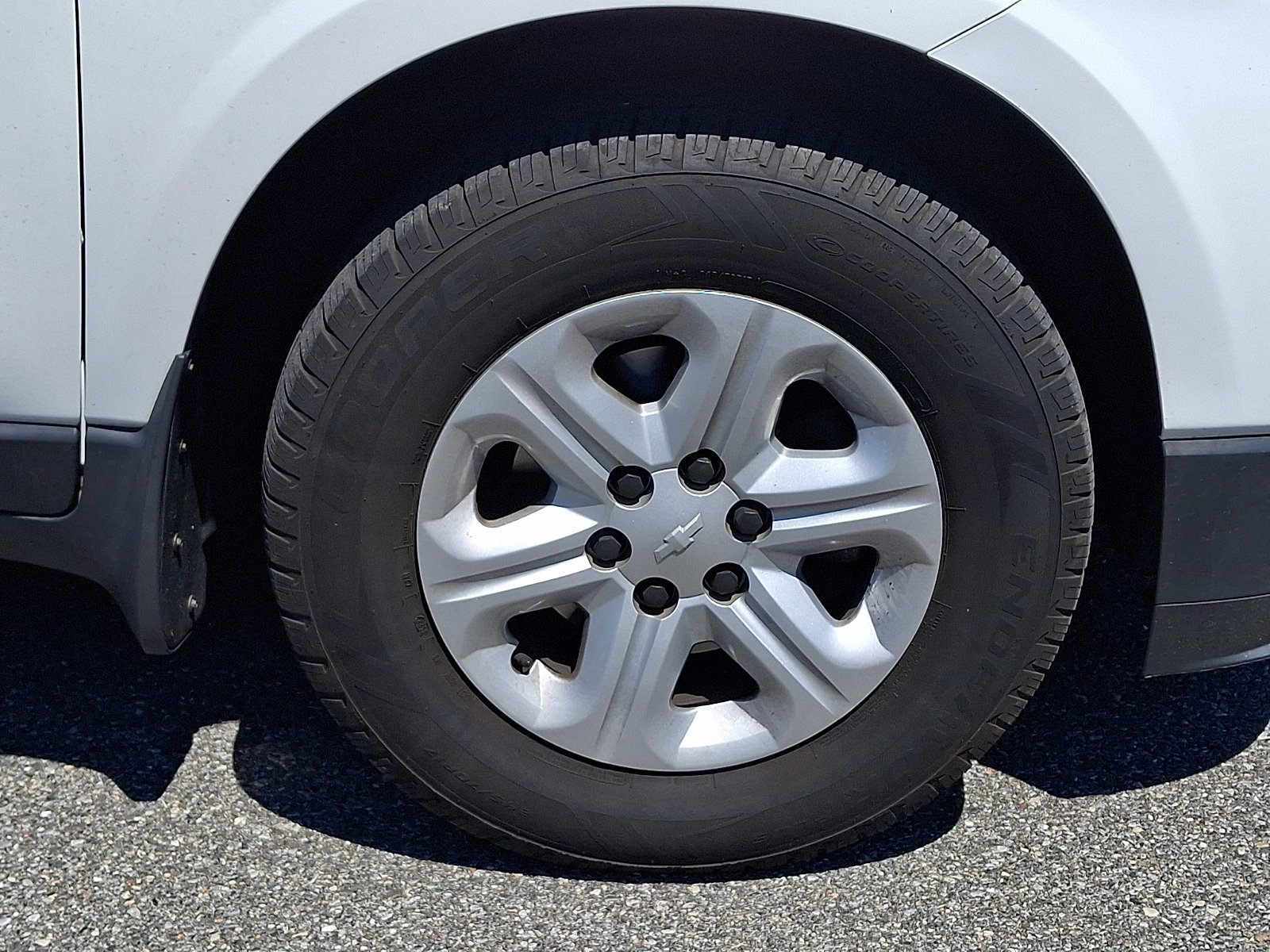 Used 2017 Chevrolet Traverse LS w/ LPO, 'HIT The Road' Package AWD/4WD image 8