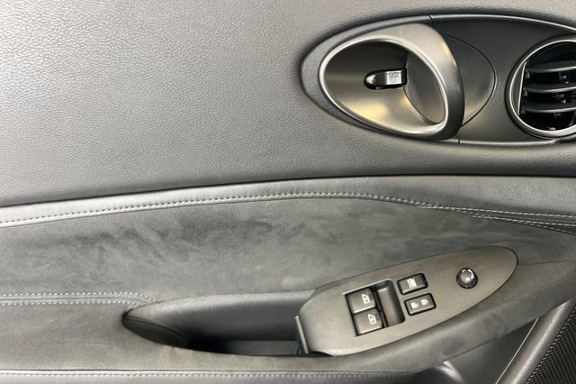 Used 2024 Nissan Z Performance w/ Floor Mat Package RWD image 12