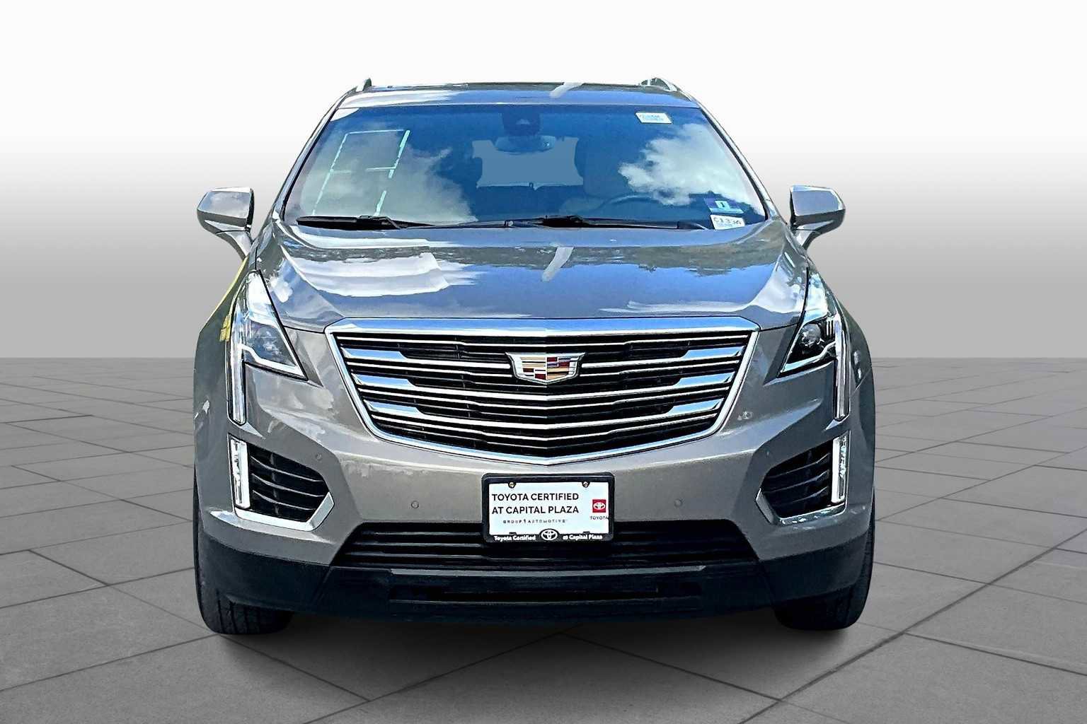 Used 2019 Cadillac XT5 Luxury image 3