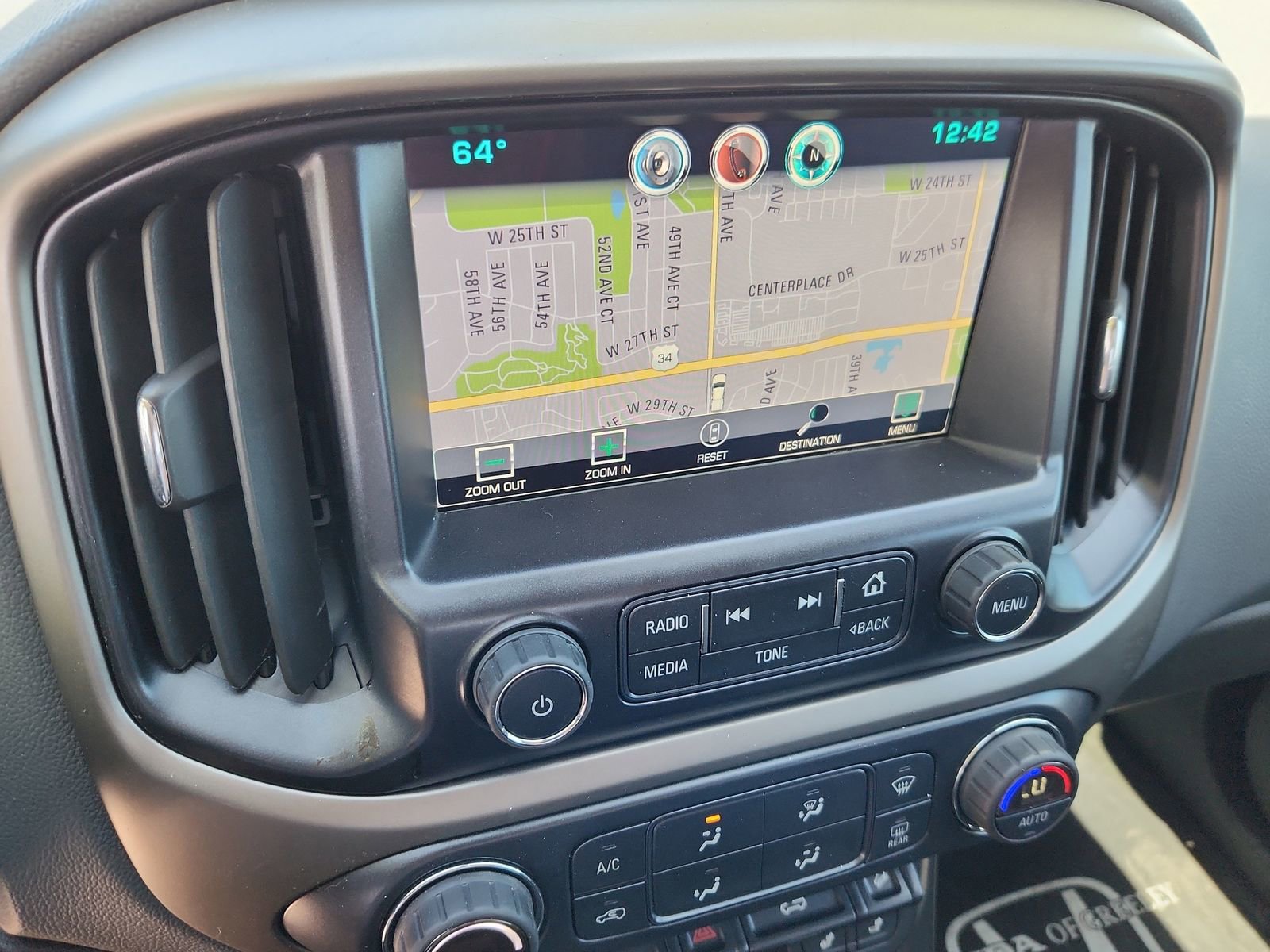 Used 2015 Chevrolet Colorado Z71 image 23