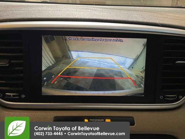 Used 2020 Kia Sportage LX image 19