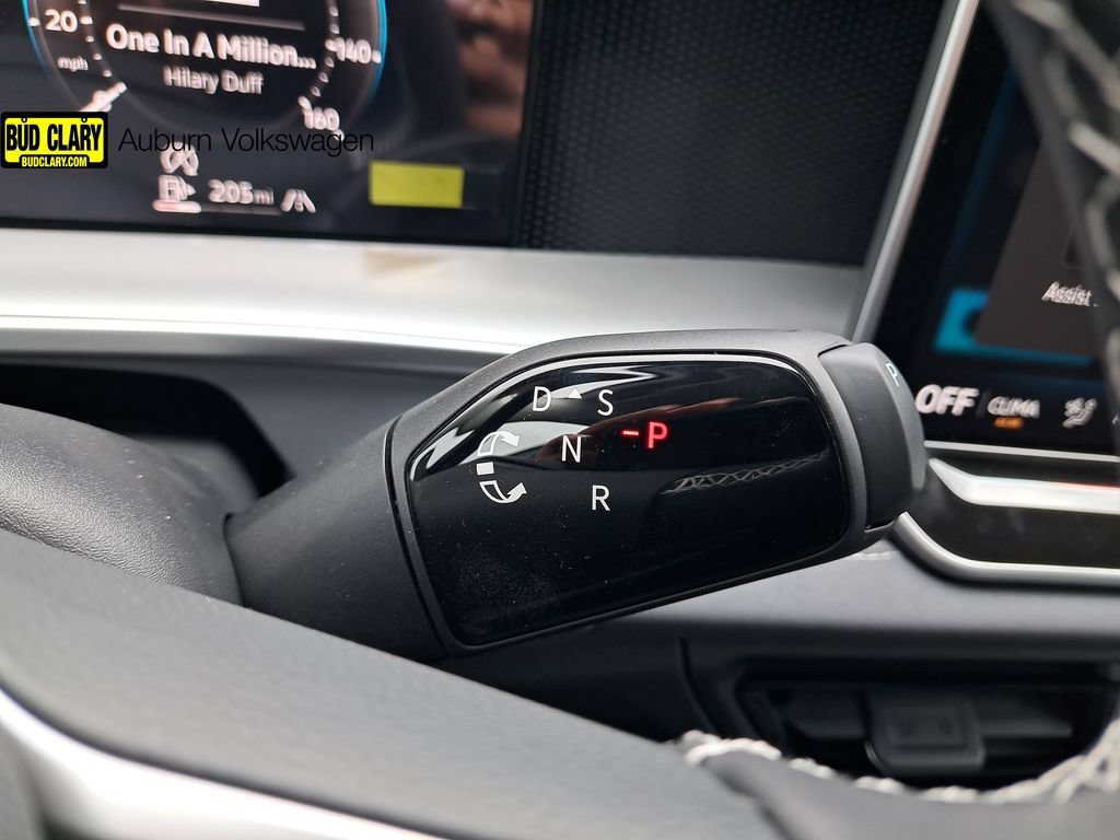 New 2026 Volkswagen Tiguan SE AWD/4WD image 13
