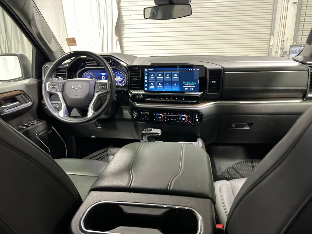 Used 2024 Chevrolet Silverado 1500 RST w/ Convenience Package II AWD/4WD image 15