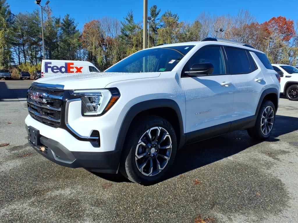 Used 2026 GMC Terrain Elevation w/ Elevation Premium Package image 8