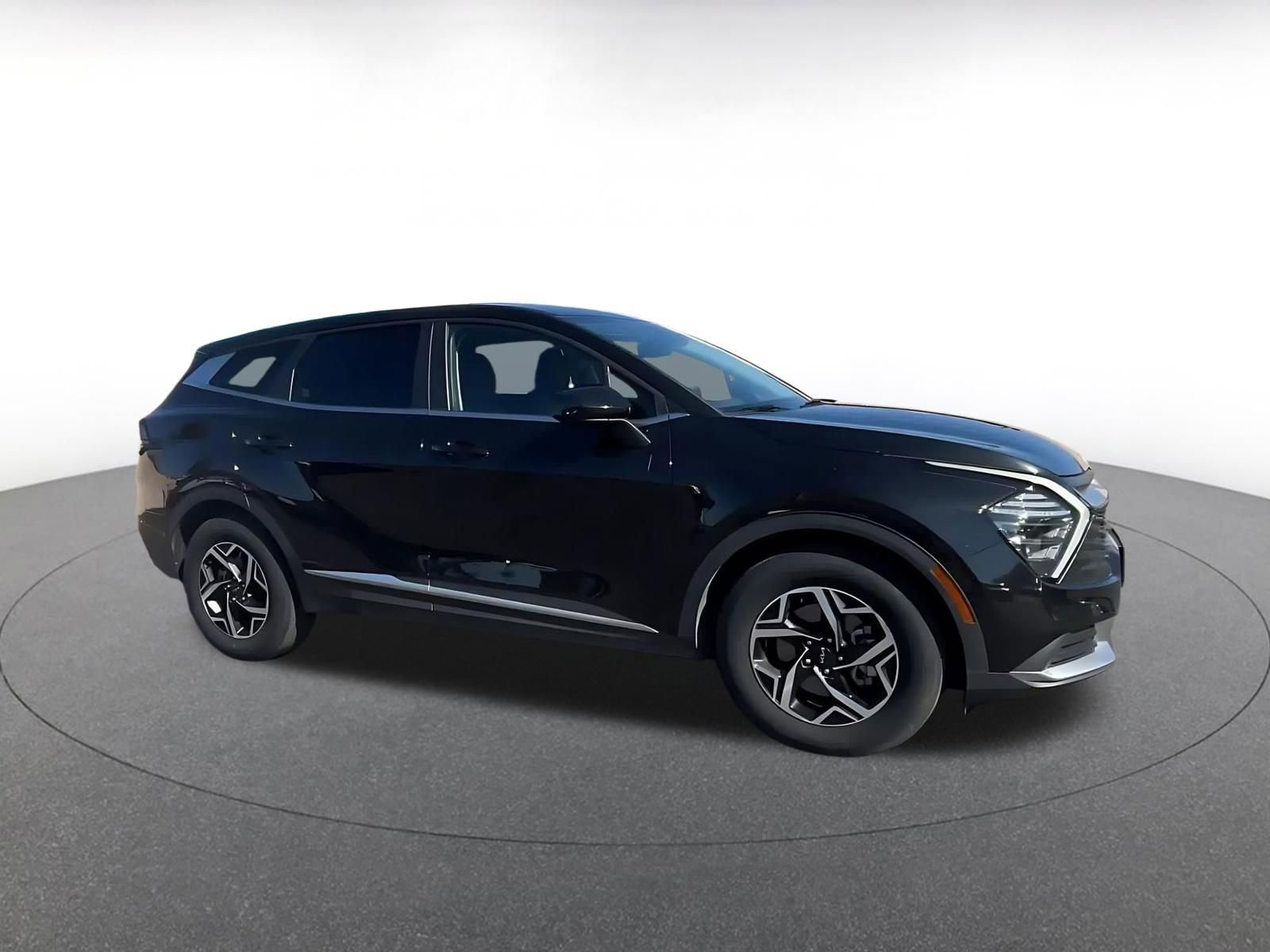 Used 2025 Kia Sportage LX FWD video 2
